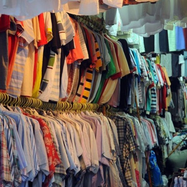 Xác định mặt hàng khi lấy quần áo sỉ ở chợ An Đông