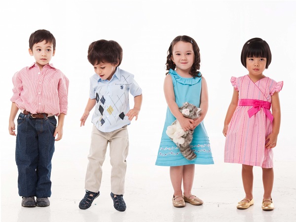 Xưởng may quần áo trẻ em xuất khẩu Trung Việt